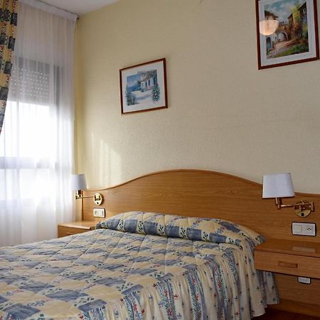 Hotel Ria De Vigo "Tierra De Campos" Becilla de Valderaduey Dış mekan fotoğraf