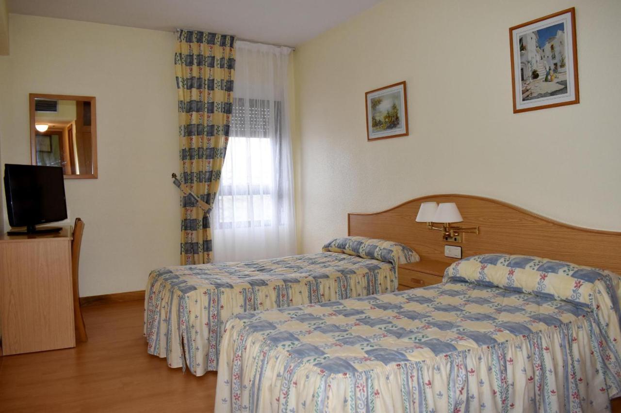 Hotel Ria De Vigo "Tierra De Campos" Becilla de Valderaduey Dış mekan fotoğraf